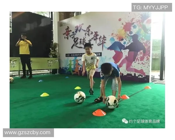 围绕足球球星谜题答案展开的趣味挑战与智慧比拼盛宴